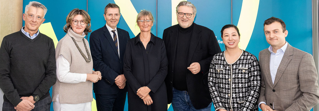 Klinik Favoriten Laboreröffnung Gruppenfoto