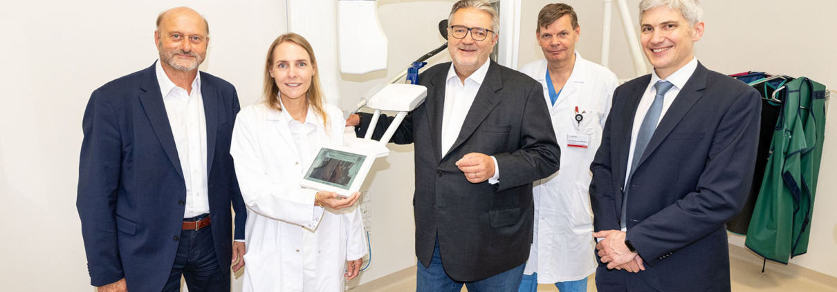 Klinik Hietzing - Eröffnung Pavillion 21 - Gruppenfoto