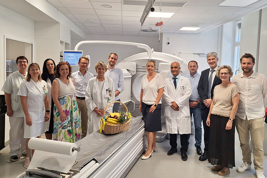 Gruppenfoto - Eröffnung der Nuklearmedizin in der Klinik Hietzing