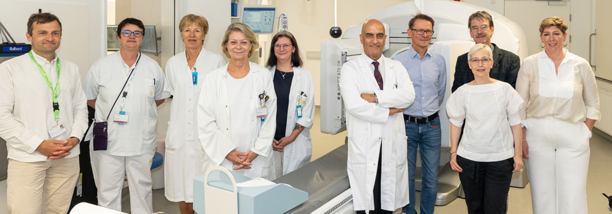 Gruppenfoto - Eröffnung der Nuklearmedizin in der Klinik Hietzing